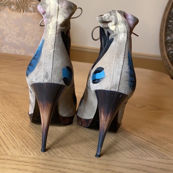 😂 Authentic Burberry Limited Edition Heel Ankle boots - Picture 8 of 10
